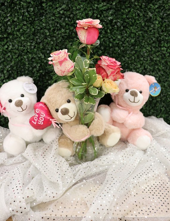 Bear Hugs & Blooms